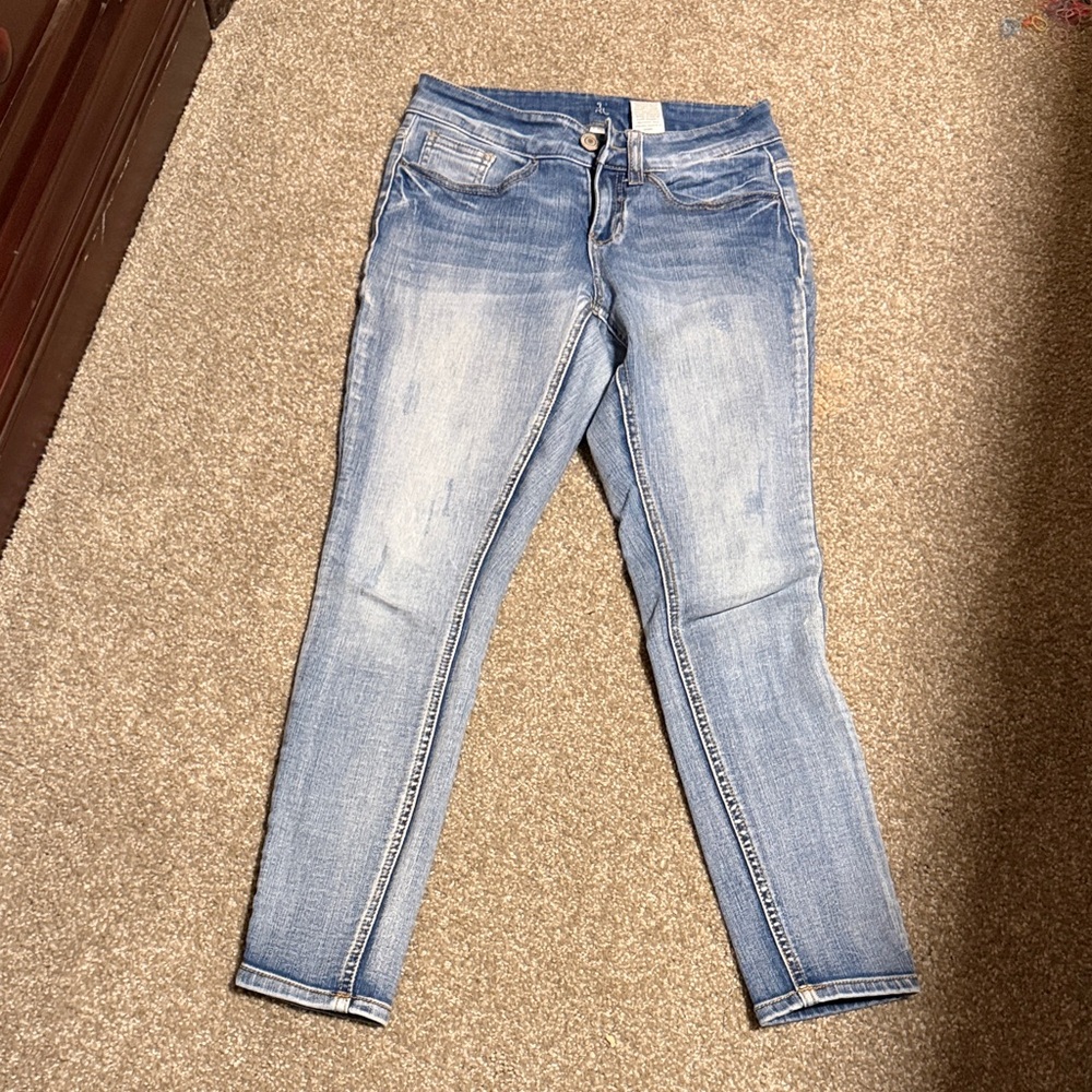 Time and Tru Light Blue Women's Skinny Ankle Jeans
